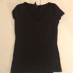 Black v neck tee